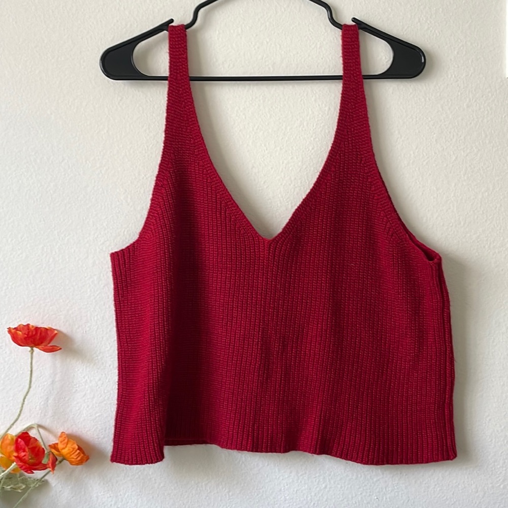 Cute v neck sweater top